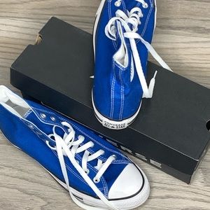 Blue converse